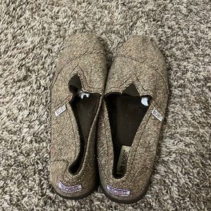 NEW- Bobs - brown knit - 9.5